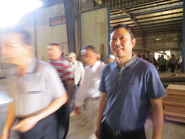 益陽地區(qū)(qū)老年干部來廠參觀